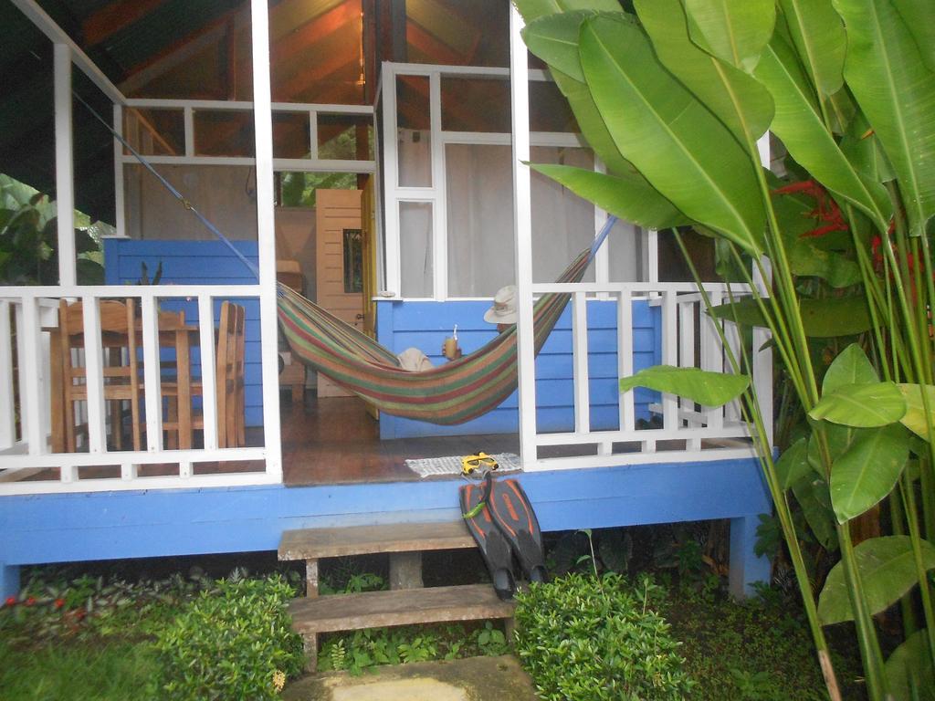 Hotel Casitas Mar Y Luz Puerto Viejo de Talamanca ภายนอก รูปภาพ