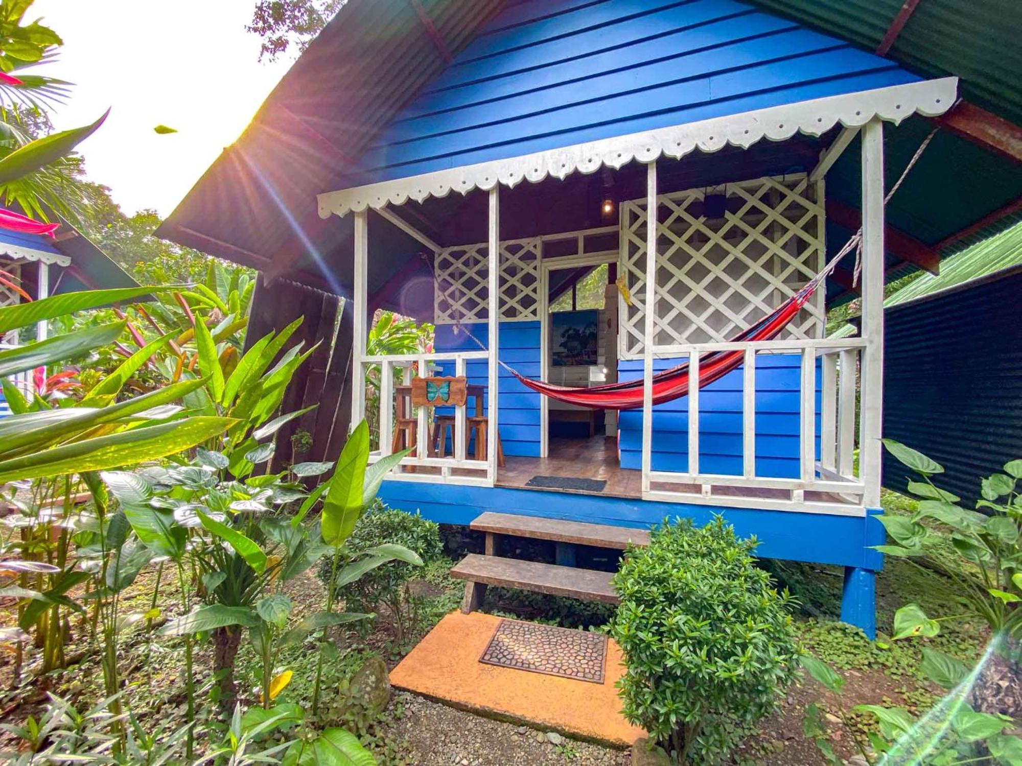 Hotel Casitas Mar Y Luz Puerto Viejo de Talamanca ภายนอก รูปภาพ