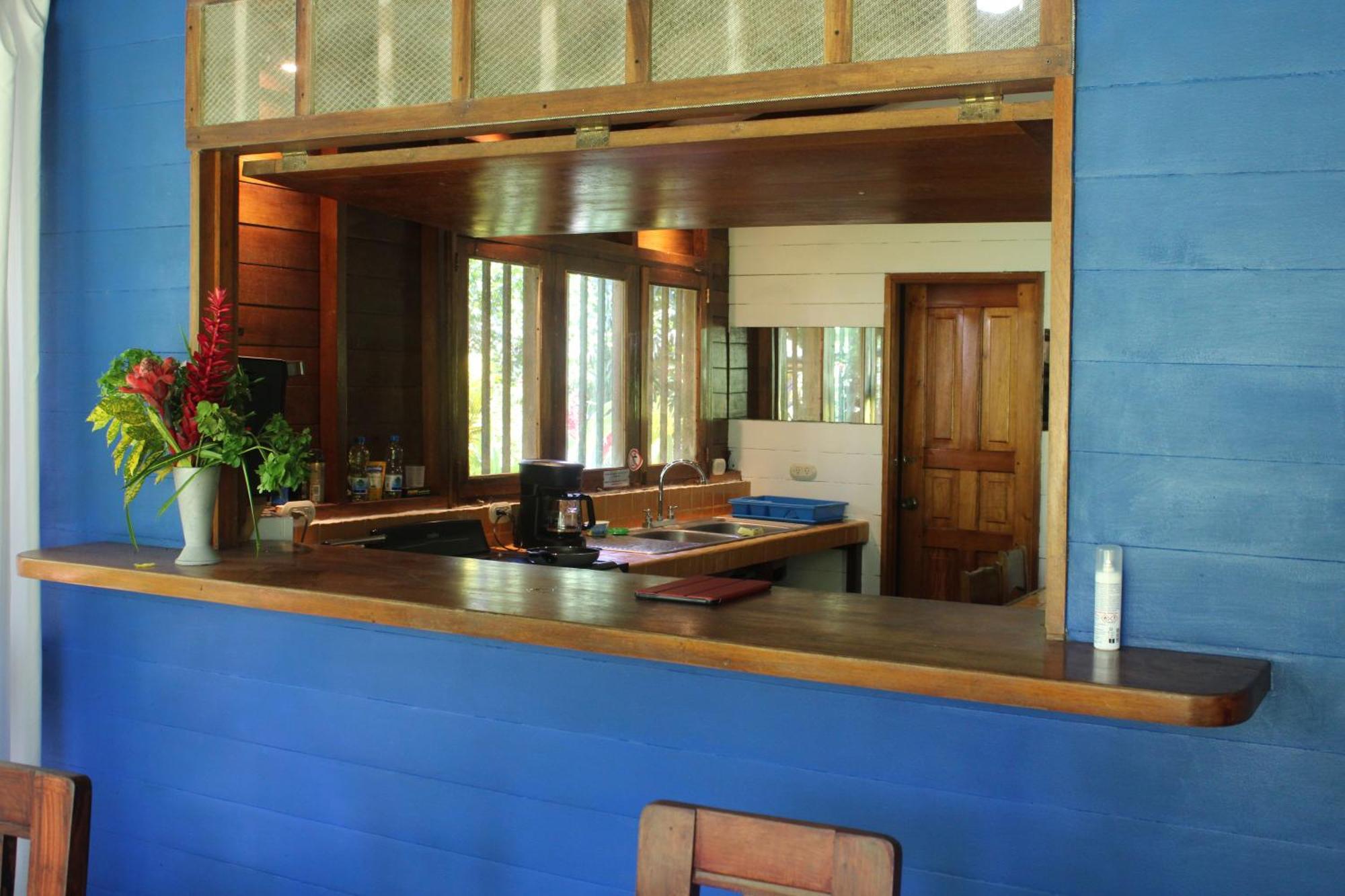 Hotel Casitas Mar Y Luz Puerto Viejo de Talamanca ภายนอก รูปภาพ